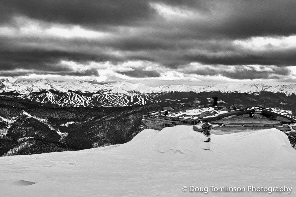 Wise Mountain Storm B&W - 1429